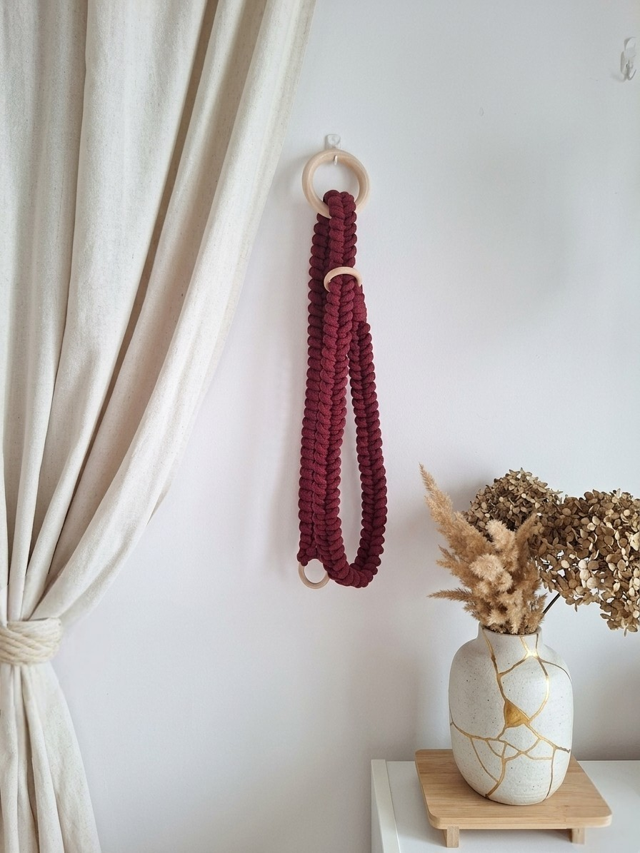 vira. handcrafted yoga mat strap in oeko-tex organic cotton | kalarthe.