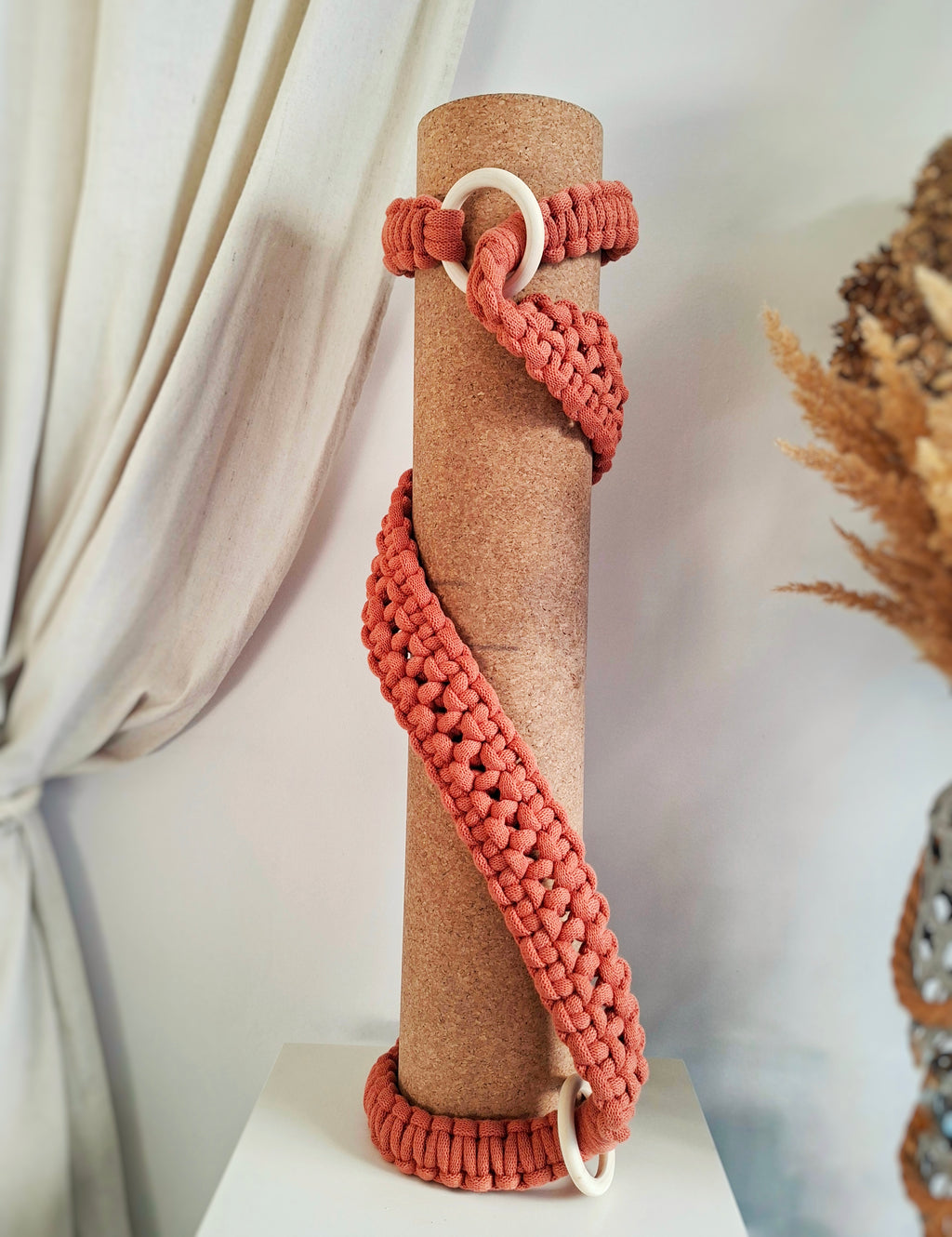 setu. hand-braided strap for yoga mat and skateboard — adjustable loop close-up