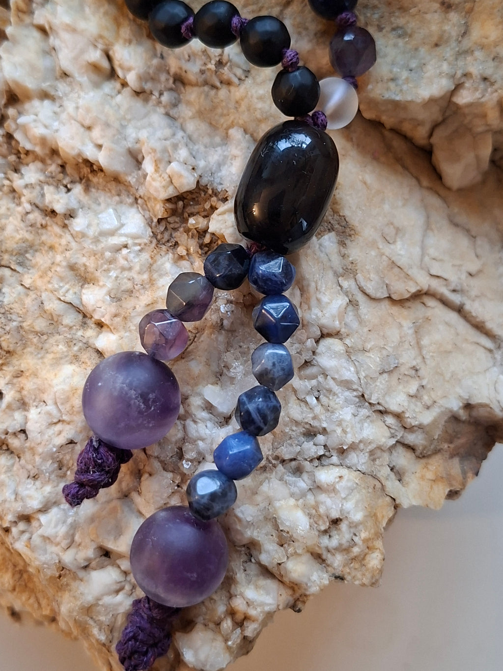 threshold mla colse up on guru bead